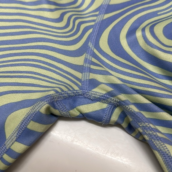 Athleta Girl Chit Chat Kick Flare Capri - Picture 11 of 13